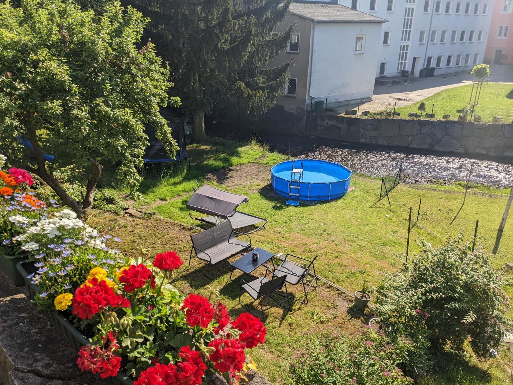 Hw2B - Urlaubsmagie - Wohlfuehlwohnung Mit Balkon, Pool, Sauna & Terrasse Sebnitz Exterior photo